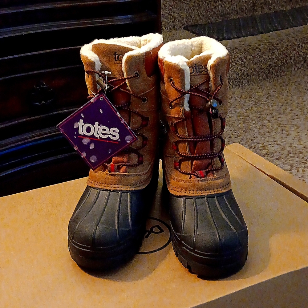 Winter boots
